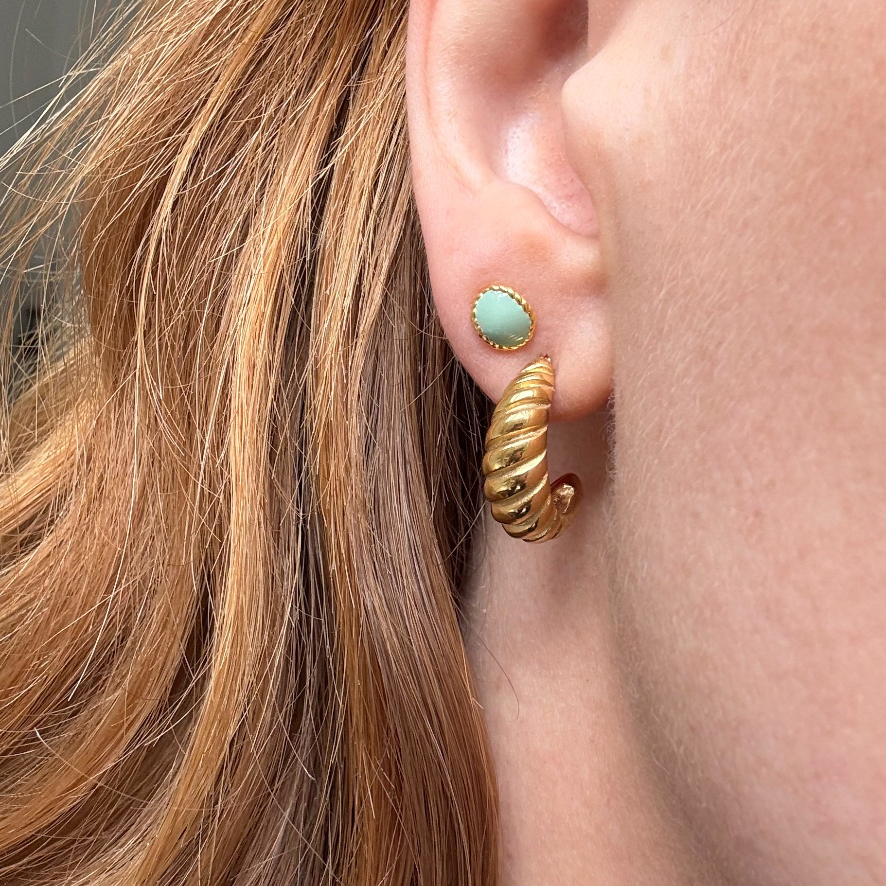 Grøn Oval Stud Guldbelagt