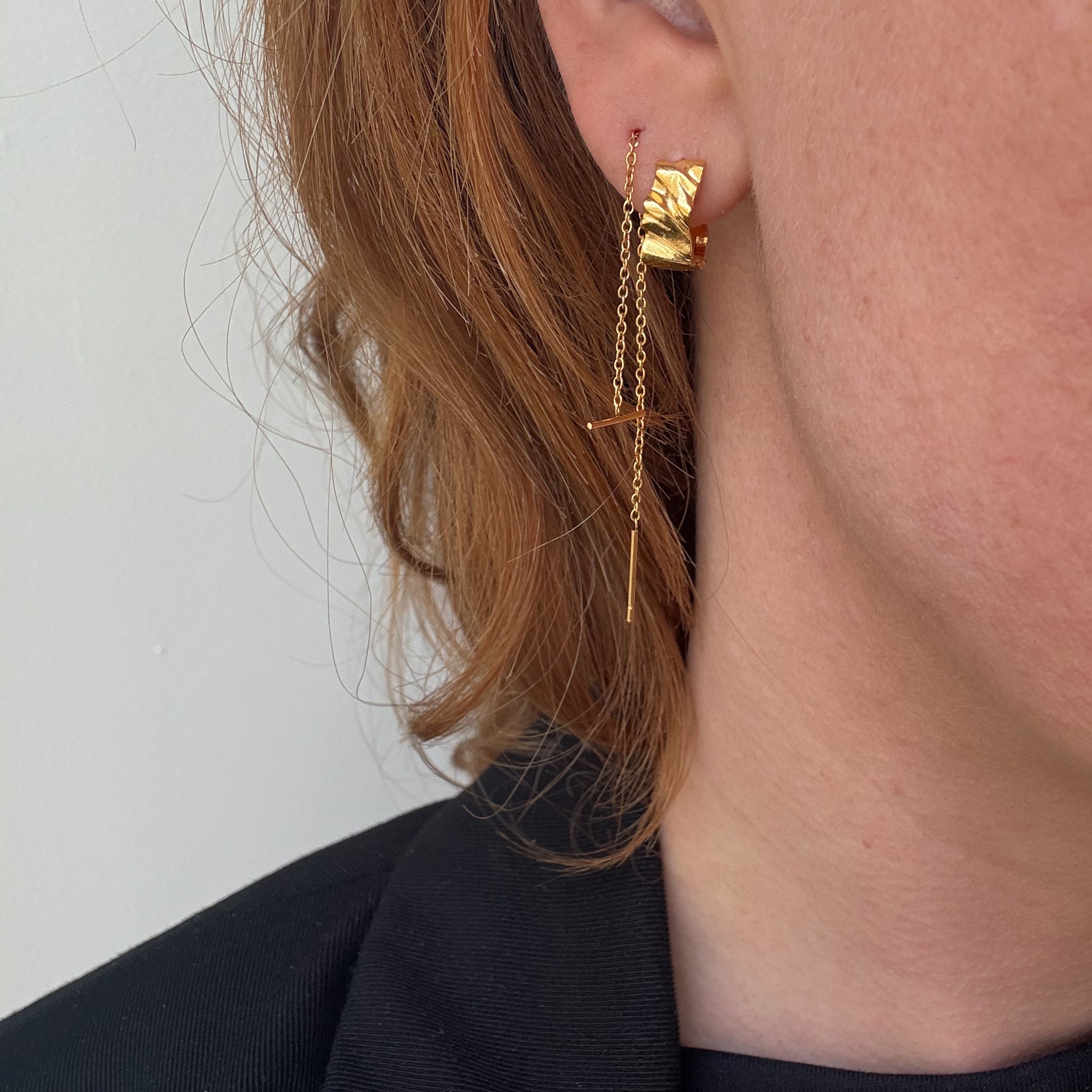 Wave Twist Hoop 12 mm Guldbelagt