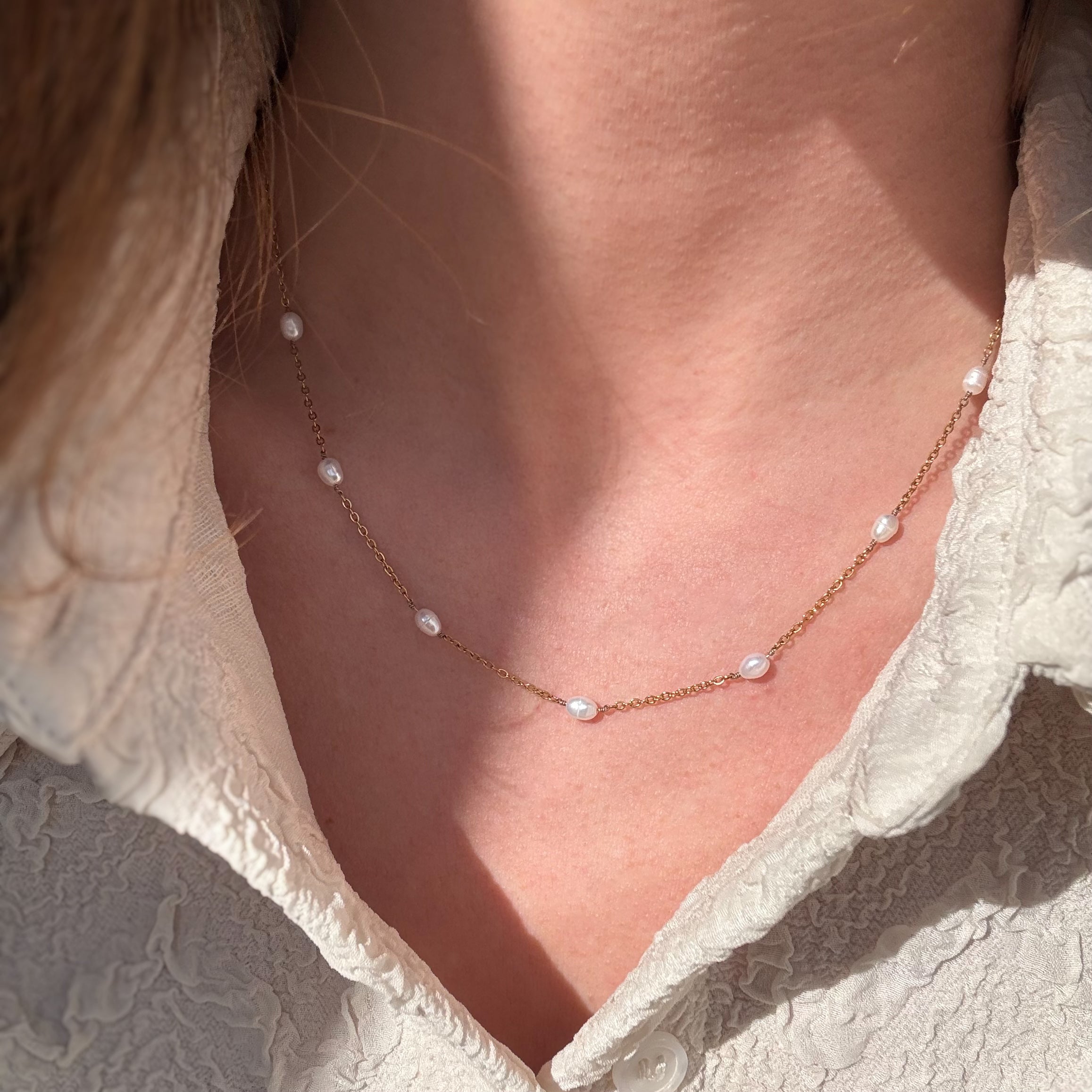 Dot Perlehalskæde Guldbelagt