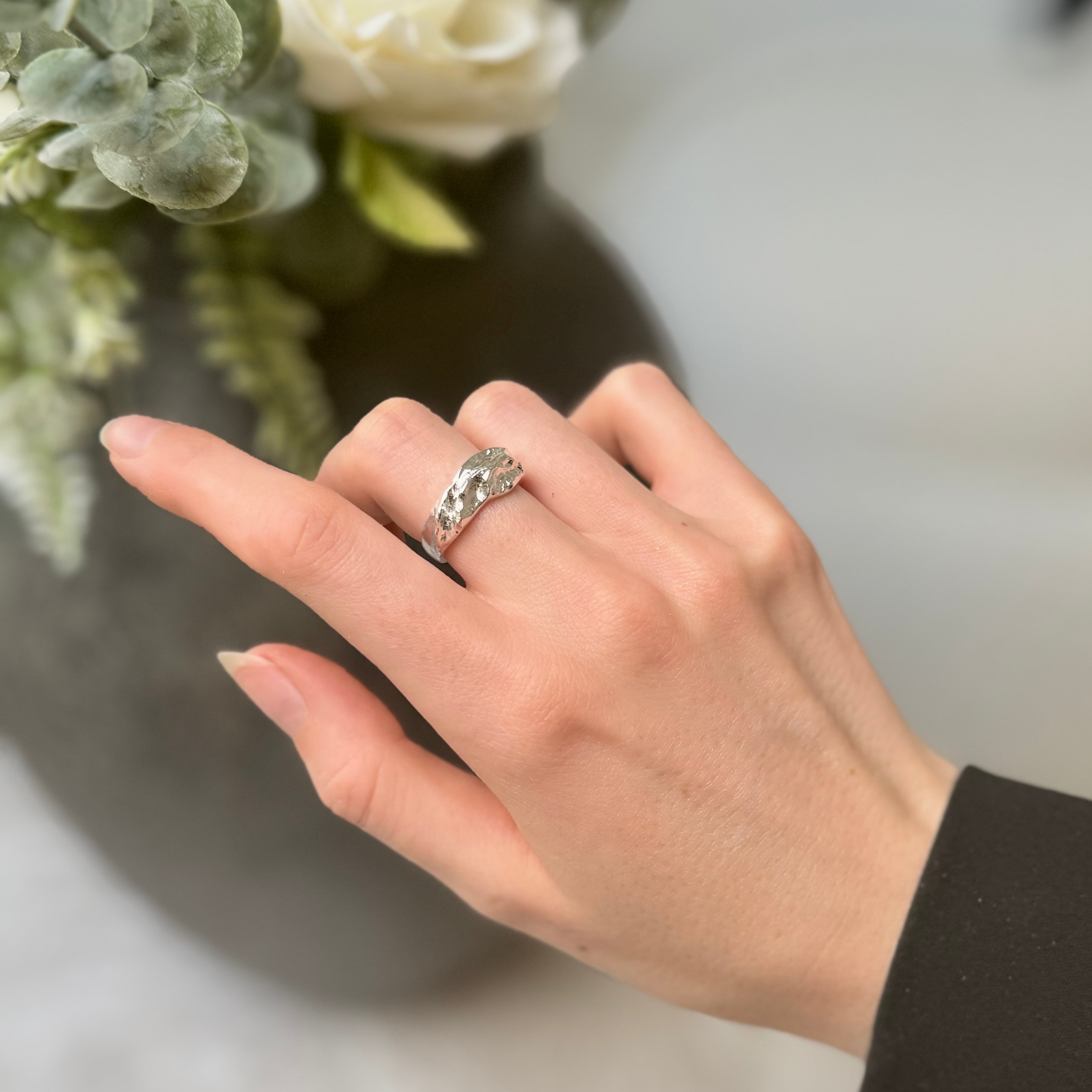 Magma Stud Hænge og Ring Sæt