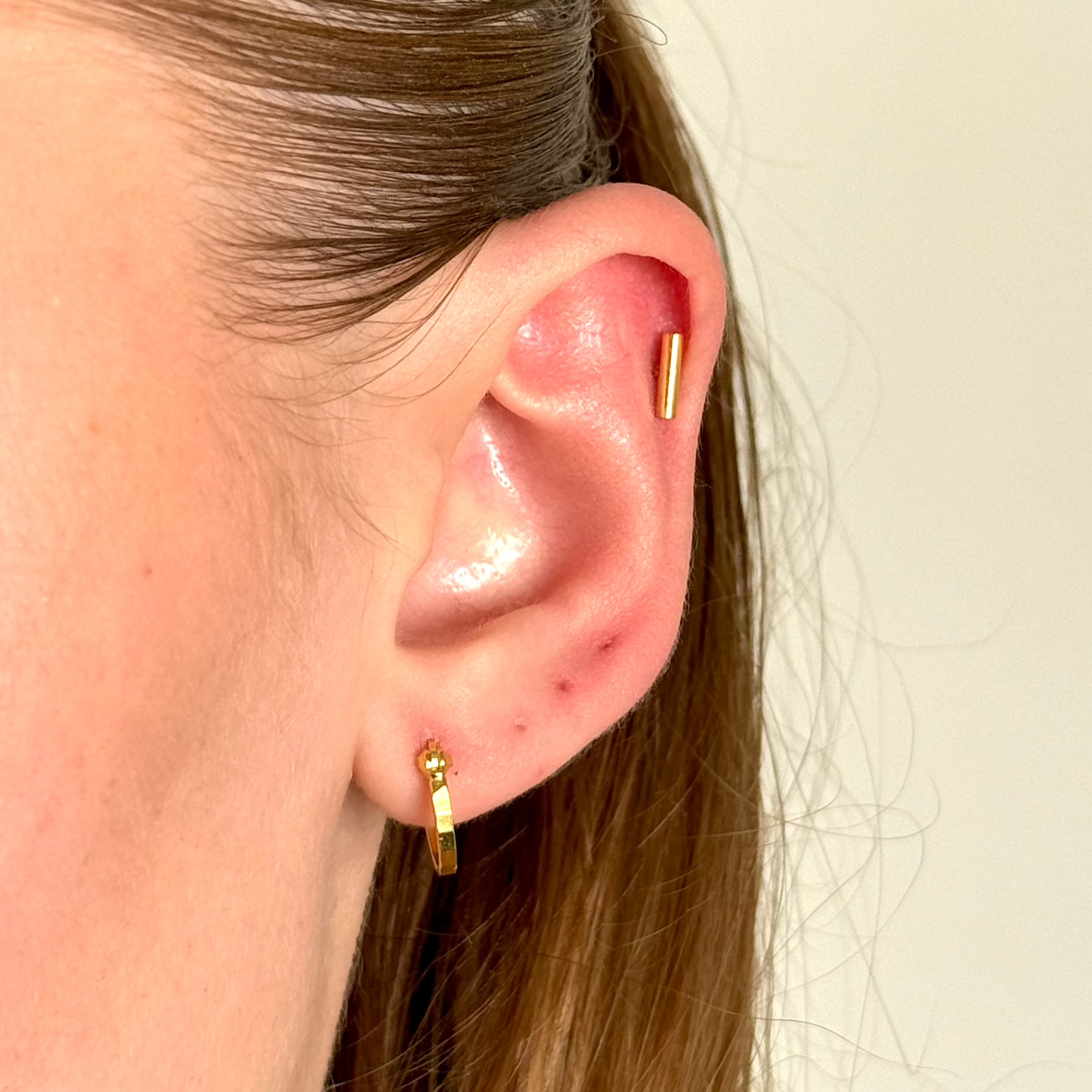 Bar Stud