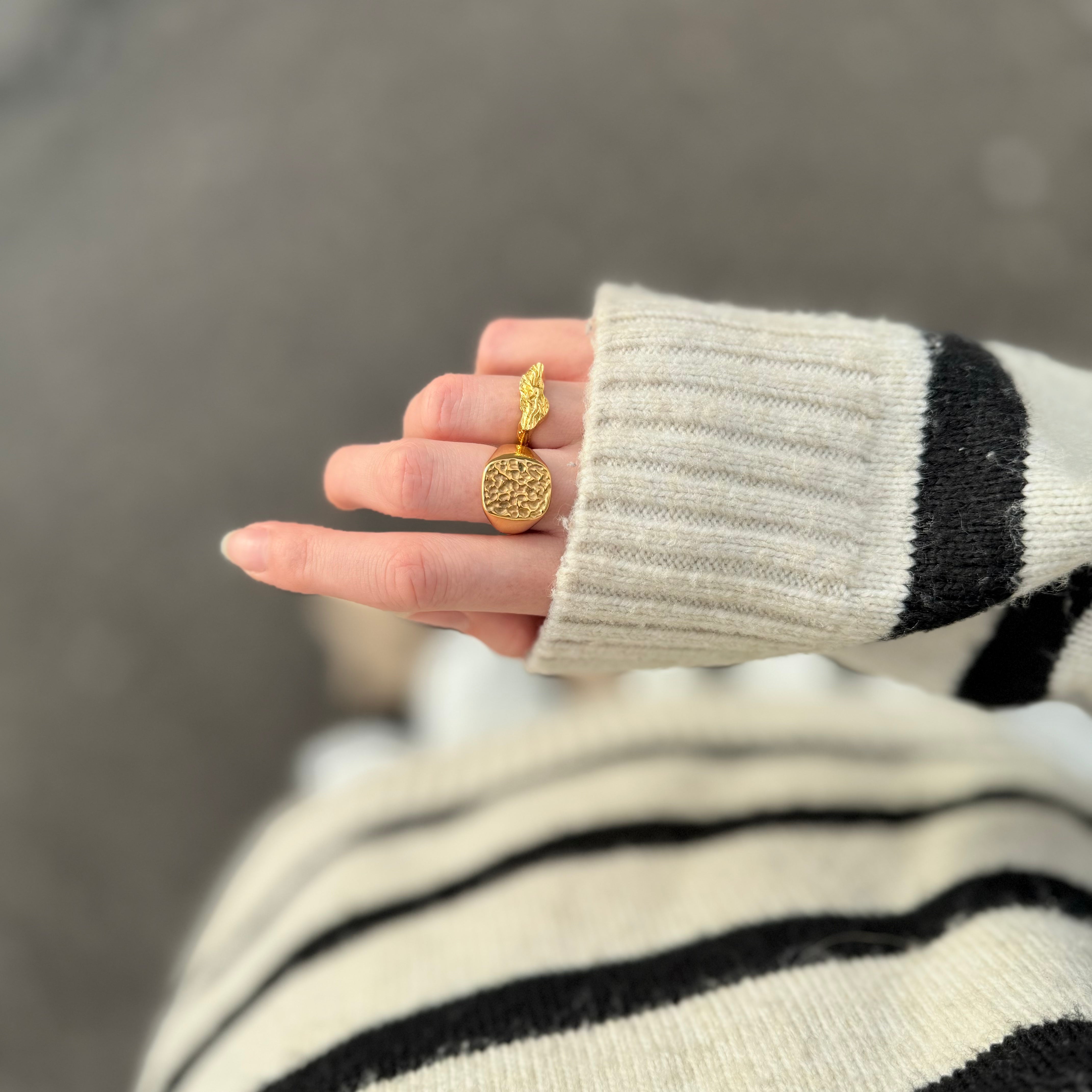 Chunky ring med stor overflade