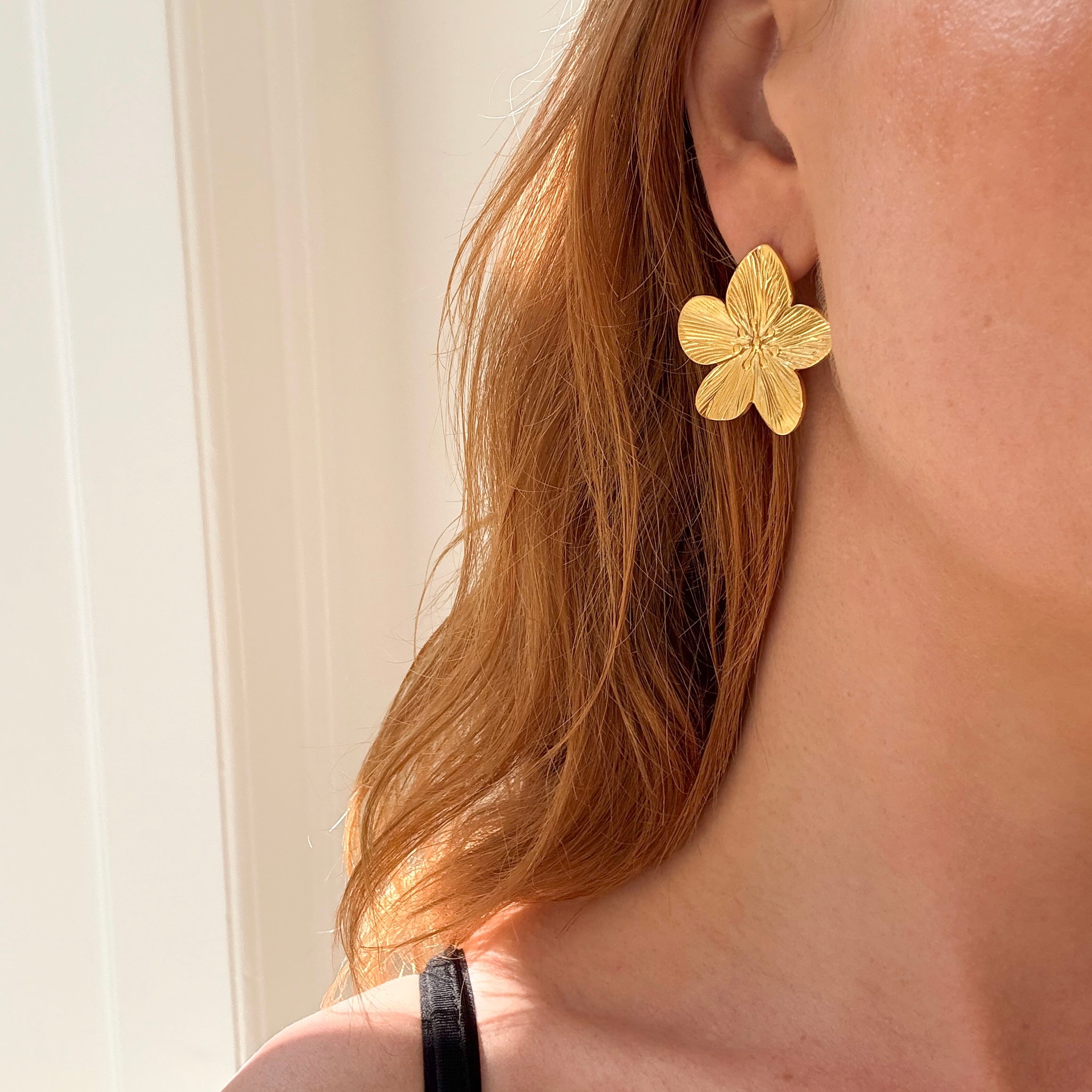 Statement blomster øreringe