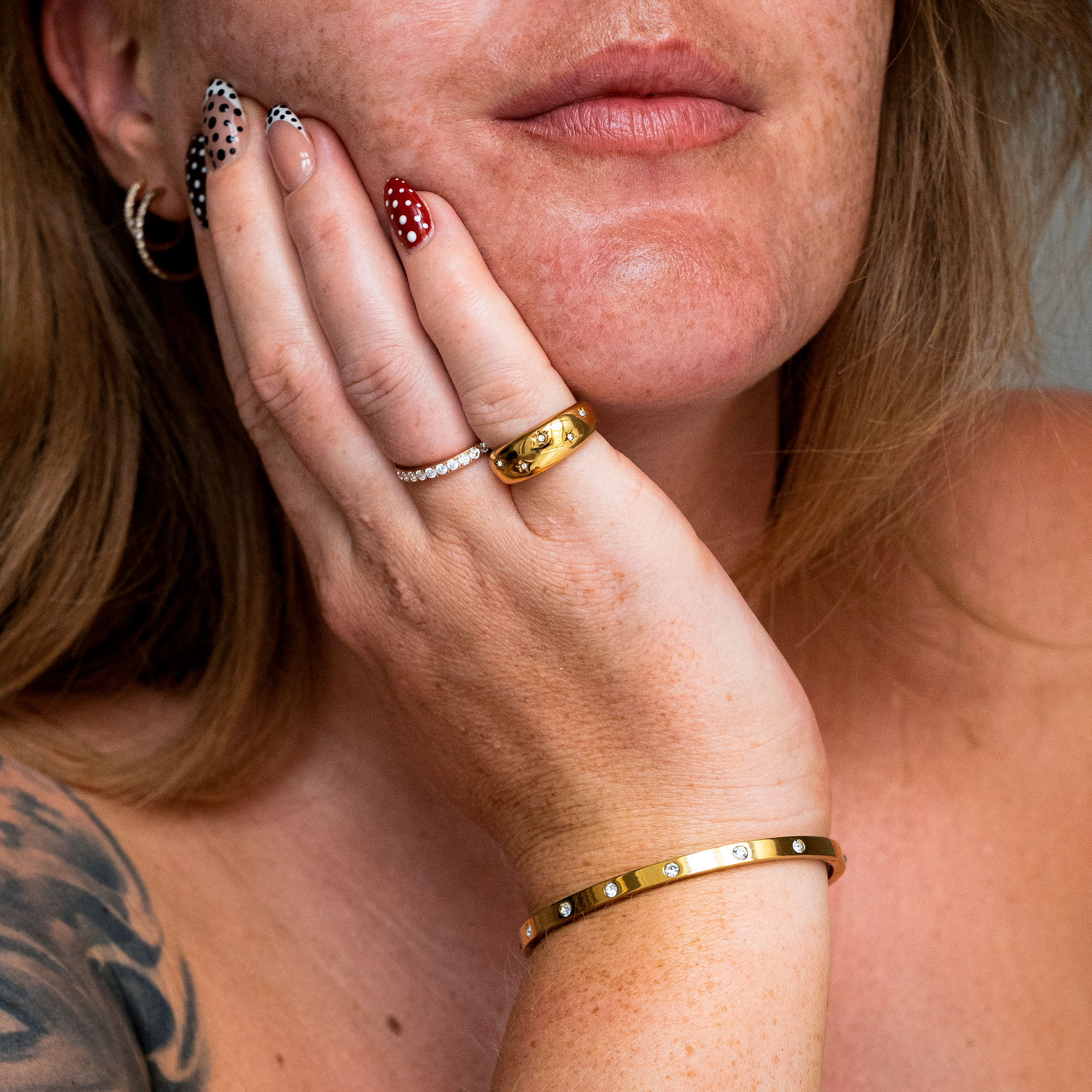 Classic Krystal Dot Armbånd Guldbelagt m. indgravering