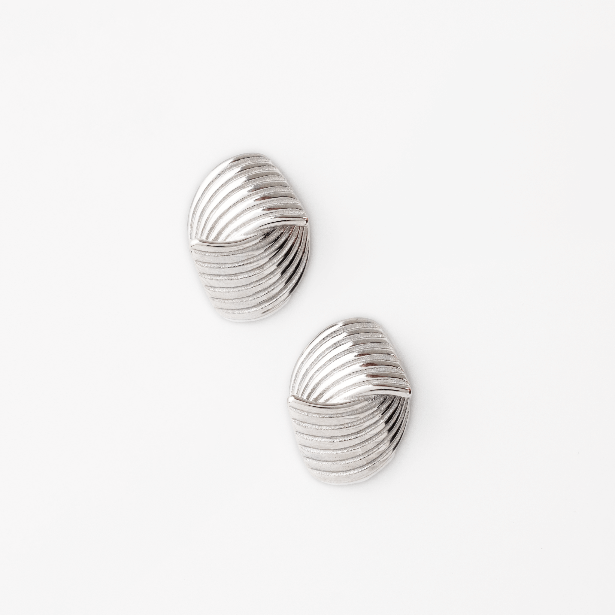 Sway Hug Stud Sølvbelagt