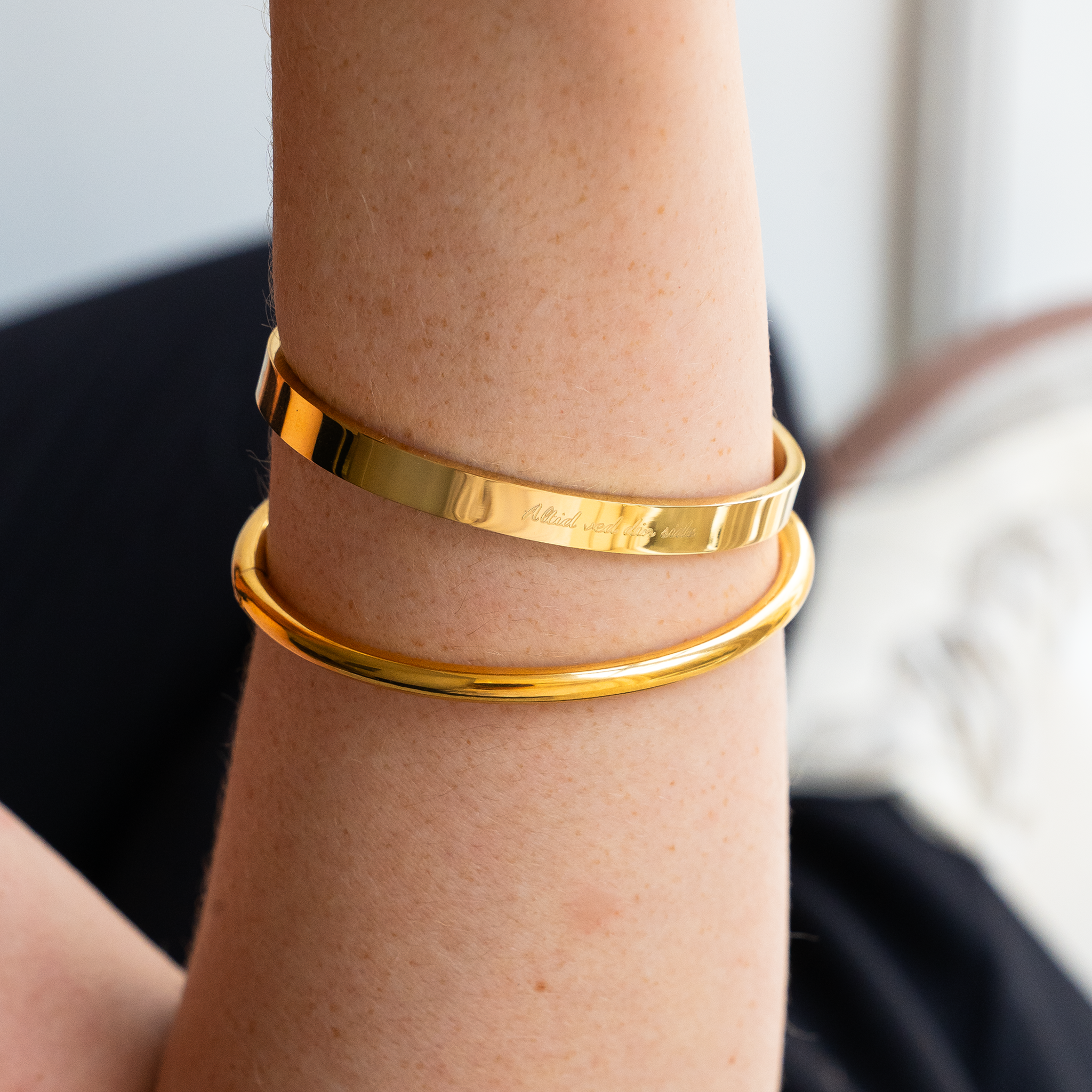 Rund Bangle Guldbelagt