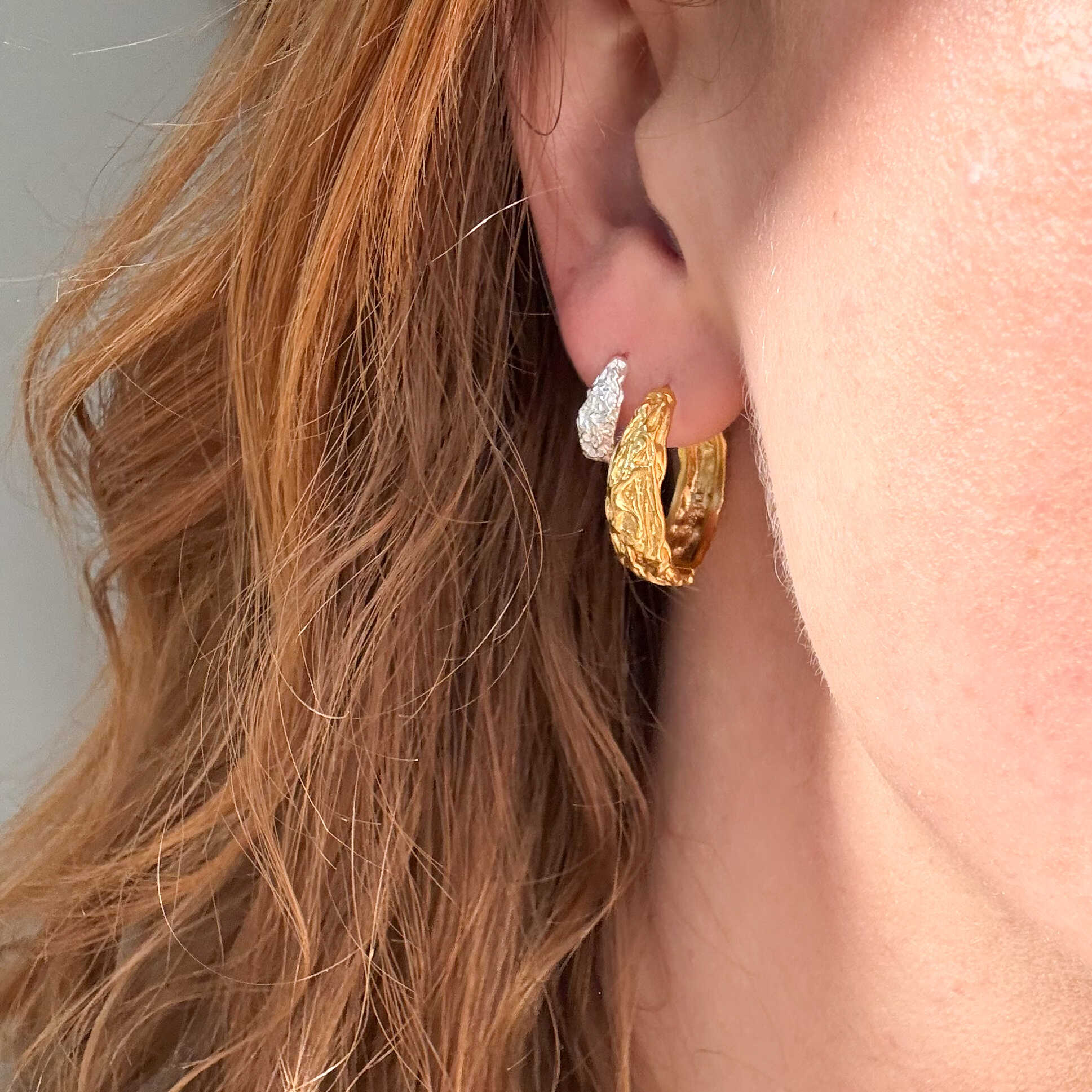 Melted Hoop 23,5 mm Guldbelagt