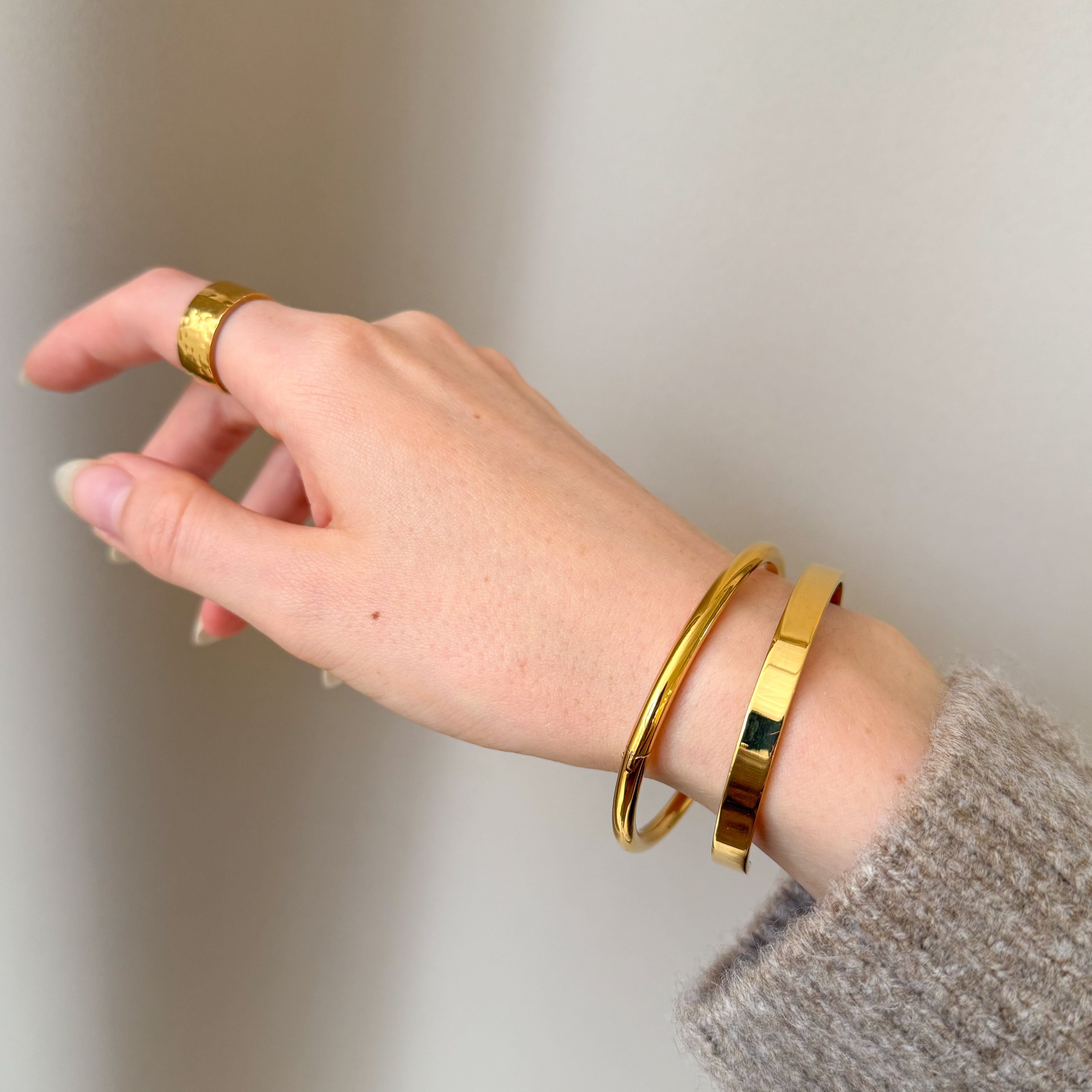 Classic Bangle m. indgravering & Rund Bangle Sæt