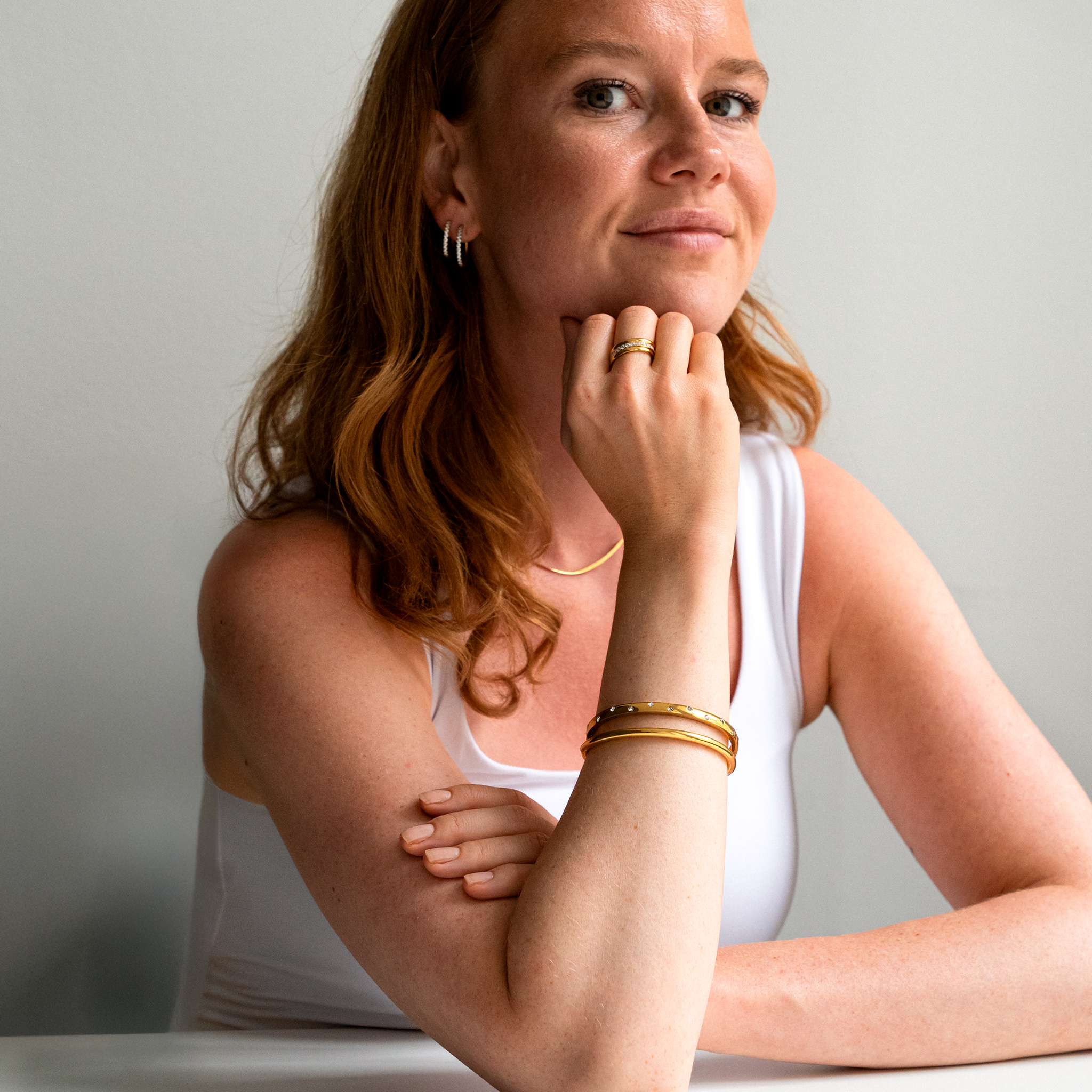 Flow Krystal Dot Armbånd Guldbelagt