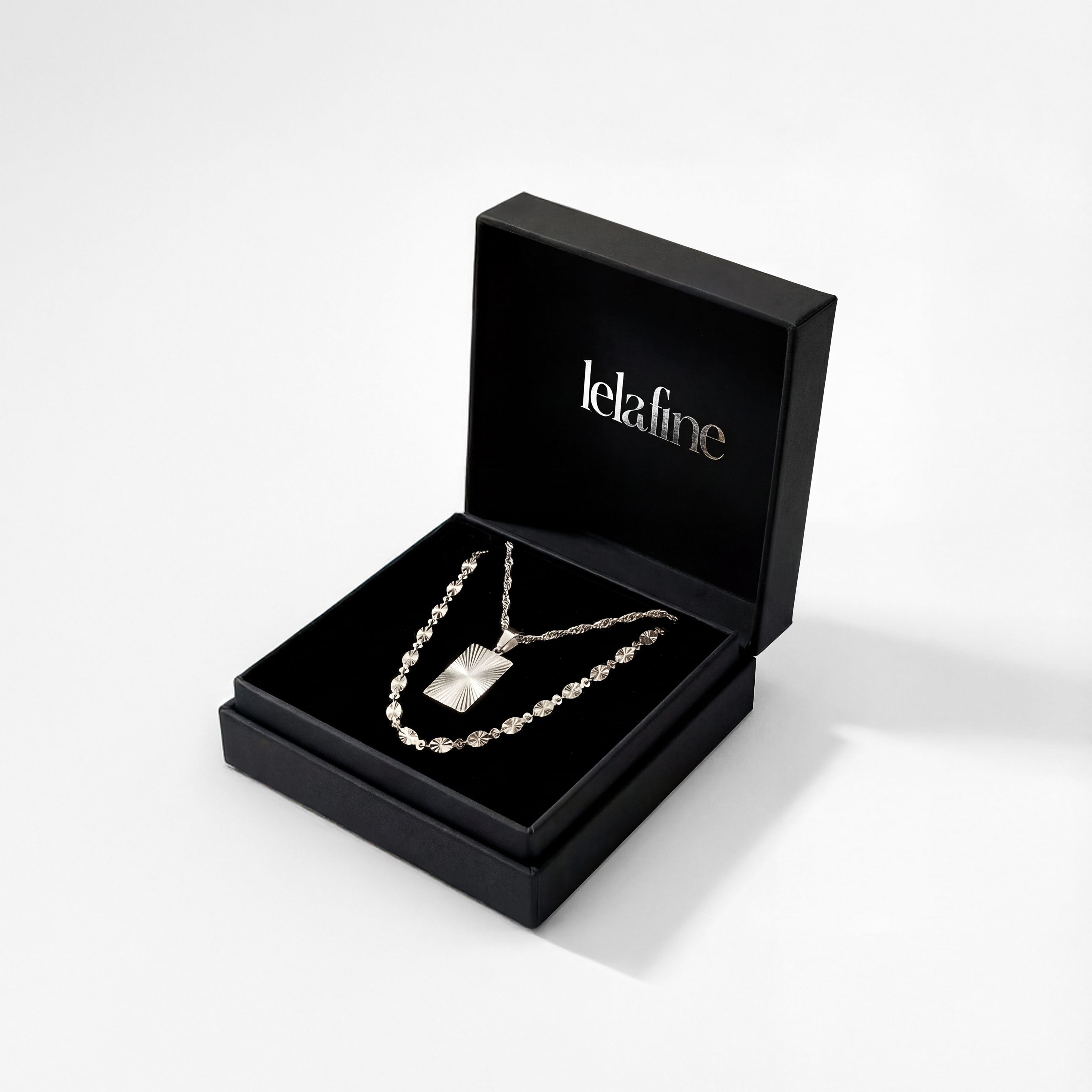 Sun Firkantet Halskæde Sølvbelagt