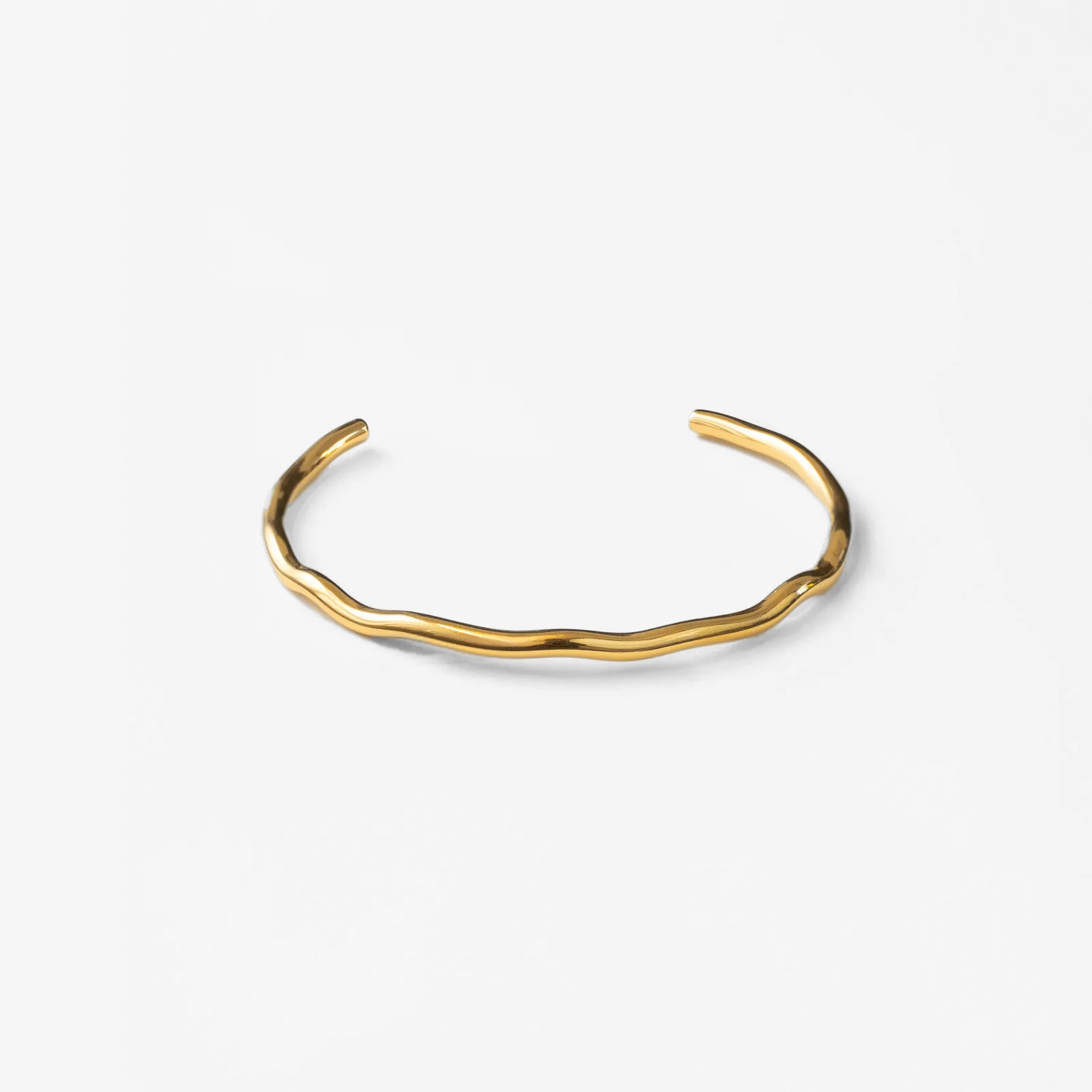 Wave Bangle Armbånd Guldbelagt